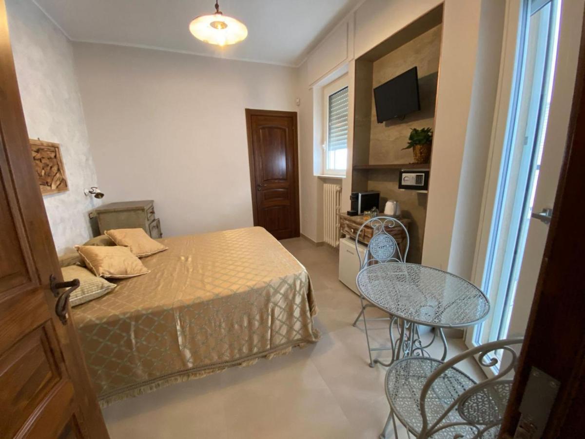 La Fontanella Bed & Breakfast Lecce Exterior photo